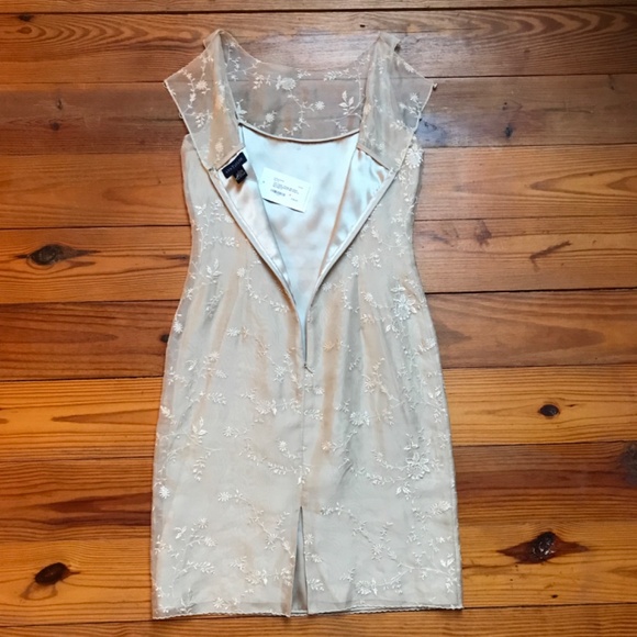 Ann Taylor Beige Cream Lace Silk Shift Dress, EUC, 2 - Picture 10 of 12